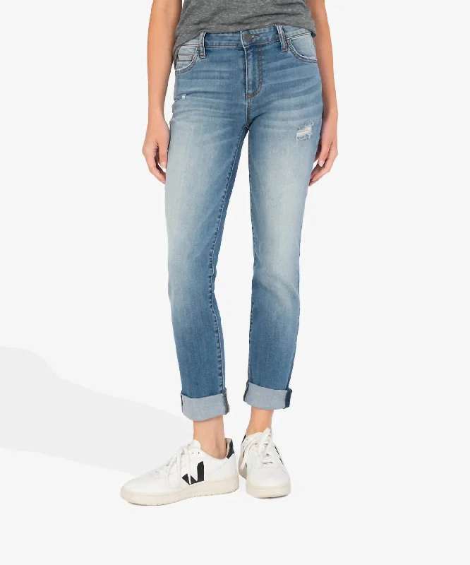 Catherine Mid Rise Boyfriend Jeans In Voice Wash Trendy Low-Rise Bootcut Jeans