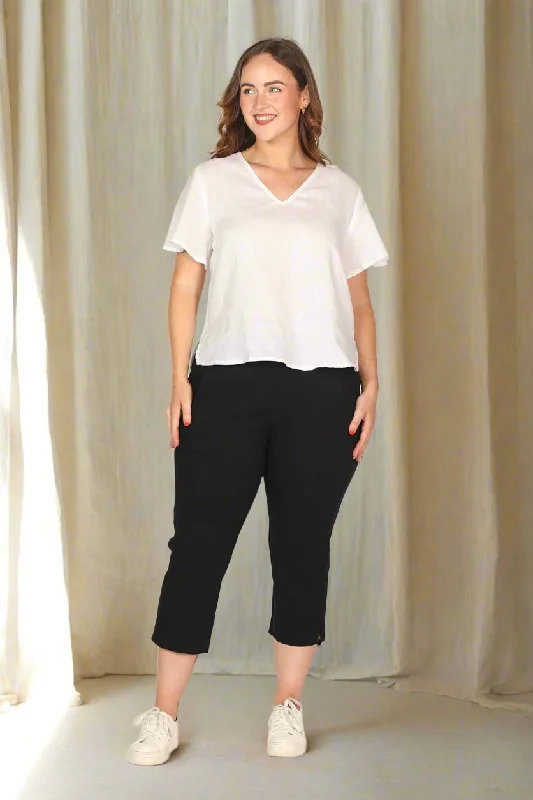 Petite Length Cropped Stretch Capri Pant in Black Elegant High-Waist Pants