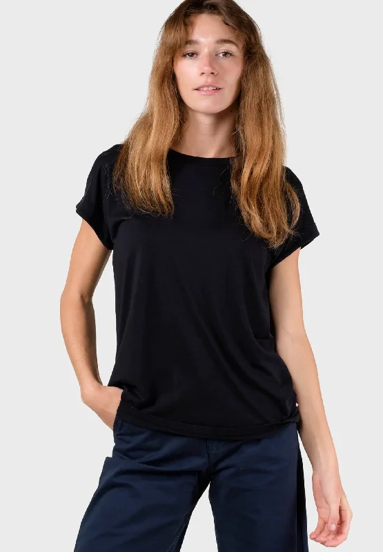 Sigrid Tee Casual Formal Business