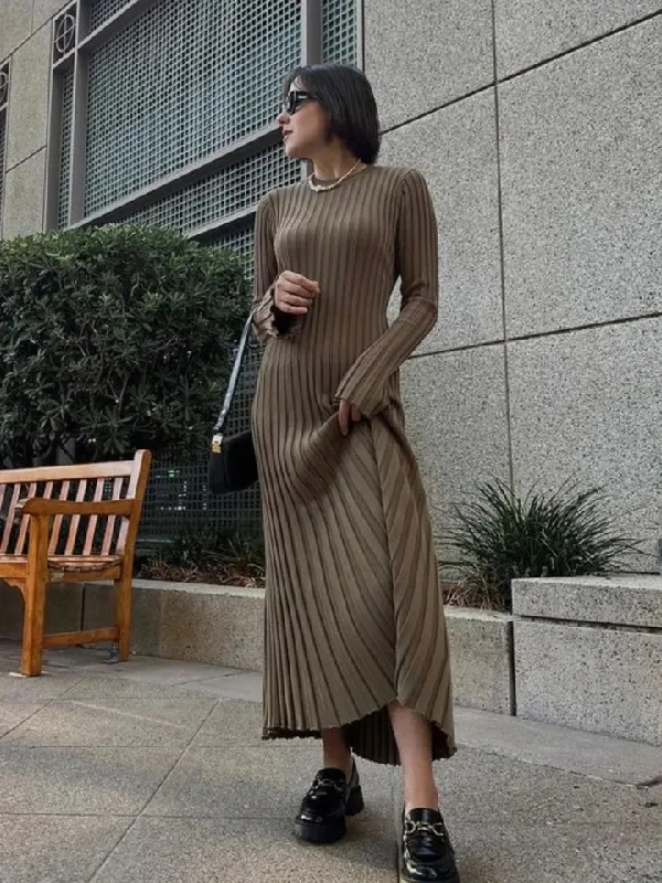 Bailei Knit Maxi Dress Stylish Maxi Dress with Frills