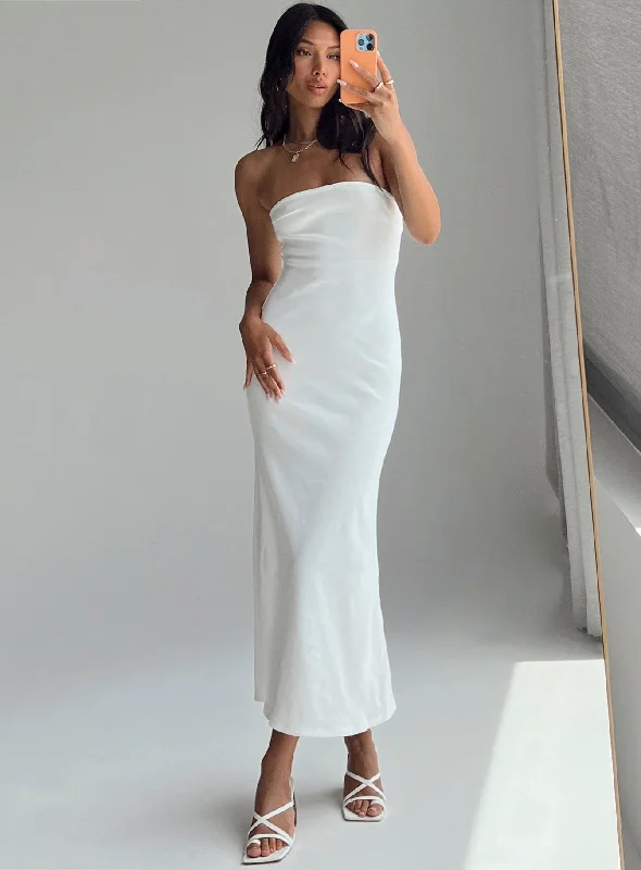 Carter Maxi Dress White Cozy Ruffle Sleeve Maxi Dress