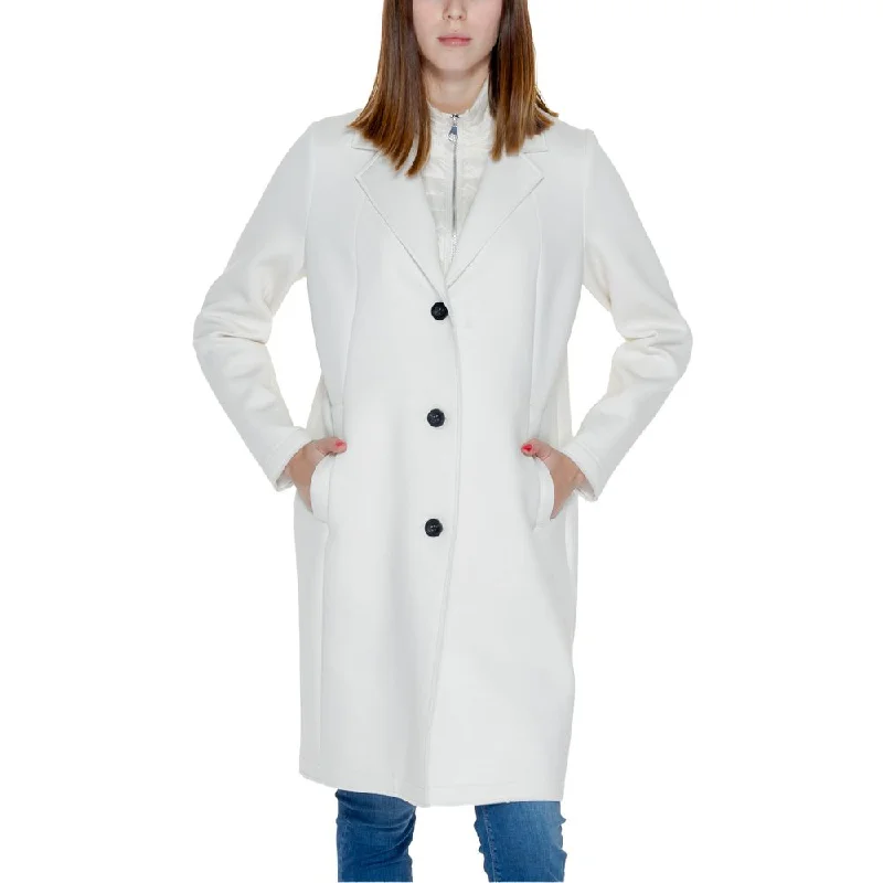 Street One White Polyester Jackets & Coat Snapped Jacket Toggled Jacket Drawstring Jacket